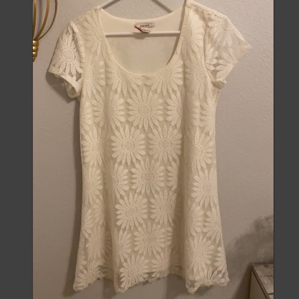 Ivory Daisy Dress